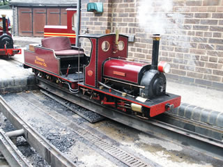 Hunslet 'William' is a scale model of the Hunslet Engine Company's 0-4-0ST locomotive of 1898.